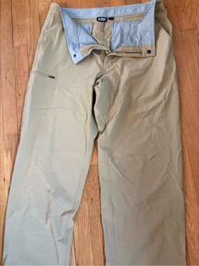 Eastern Mountain Sports Men's Khaki Outdoor Chinos